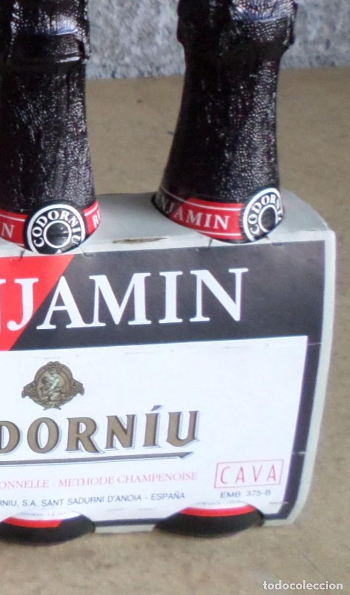 Botellas antiguas: 3 Botella - Cava benjam&iacute;n CODORNIU - Foto 2
