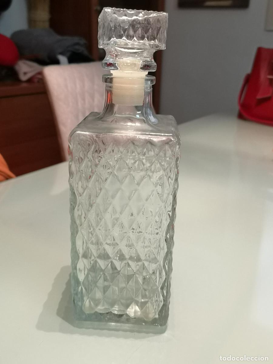 Botellas antiguas: BOTELLA CRISTAL VACIA DE LICOR - Foto 2