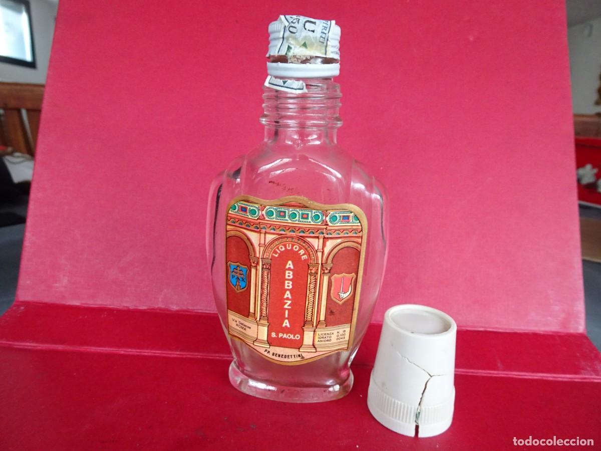 Bottiglie antiche: BOTELL&Iacute;N ABBAZIA S. PAOLO BOTELLA PETACA ITALIA