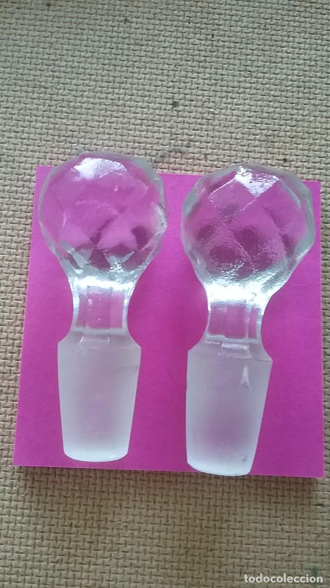 Botellas antiguas: 2 tapones de vidrio macizo (715) - Foto 1