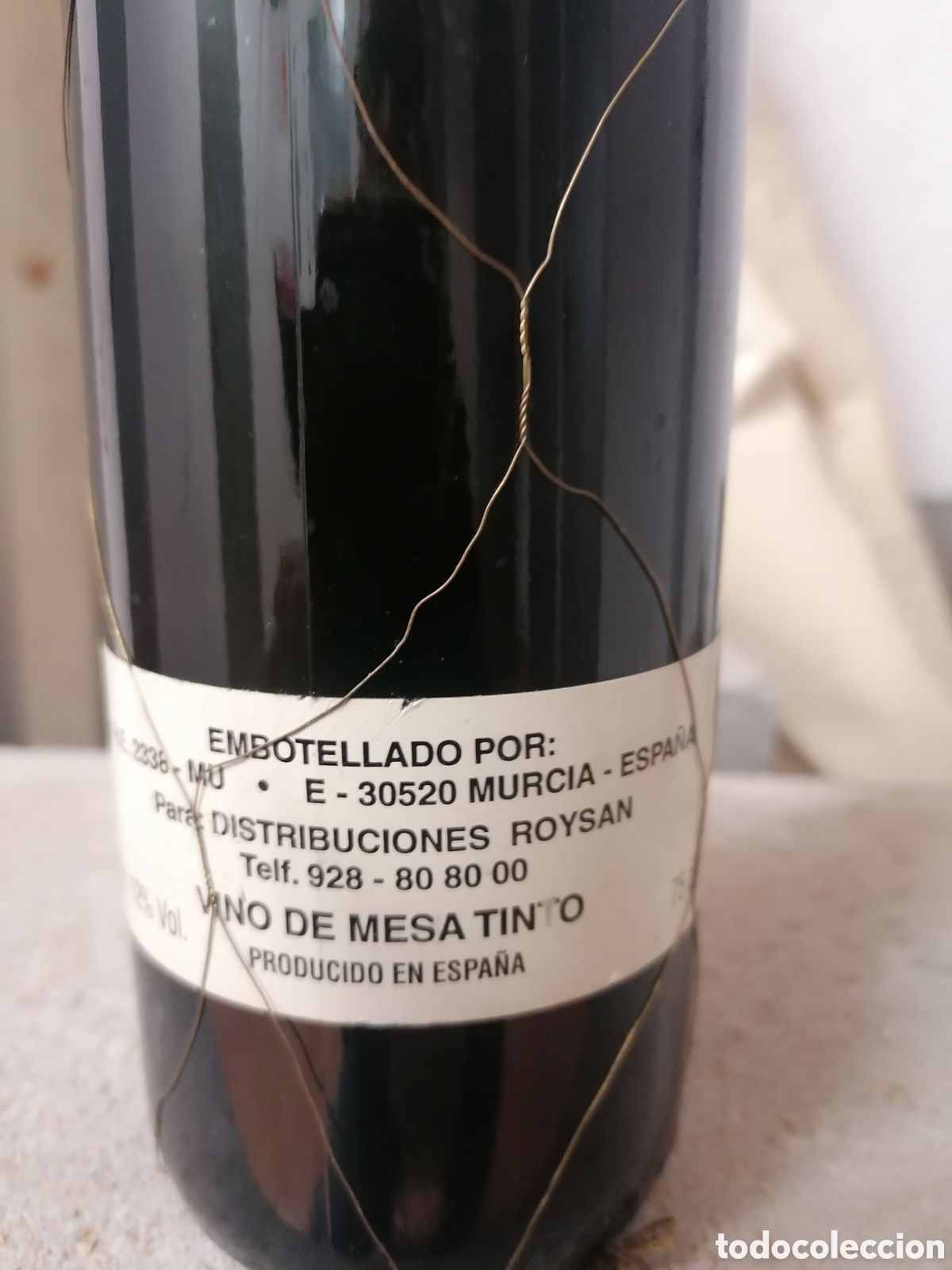 Botellas antiguas: Botella decorada real madrid - Foto 4