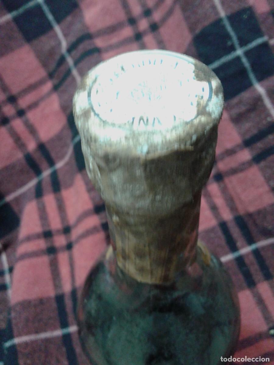 Botellas antiguas: Antigua Botella de Brandy Terry, Tr - Foto 7