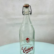 Botellas antiguas: BOTELLA LA CASERA ANTIGUA. Lote 399003524