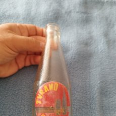 Botellas antiguas: ANTIGUA BOTELLA TURANO LIMÓN - NARANJA - RARA -