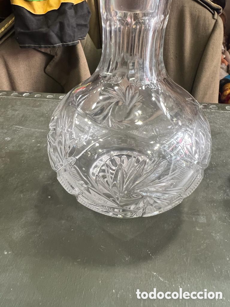 Botellas antiguas: Lote de 2 licoreras cristal checo - Foto 2