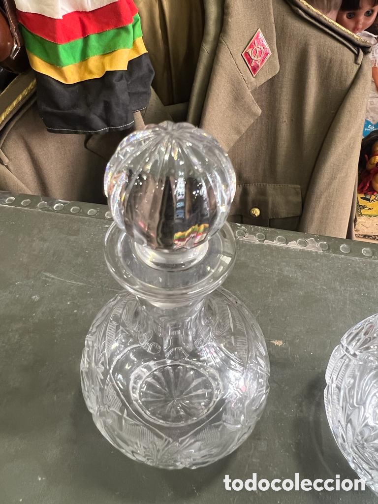 Botellas antiguas: Lote de 2 licoreras cristal checo - Foto 5