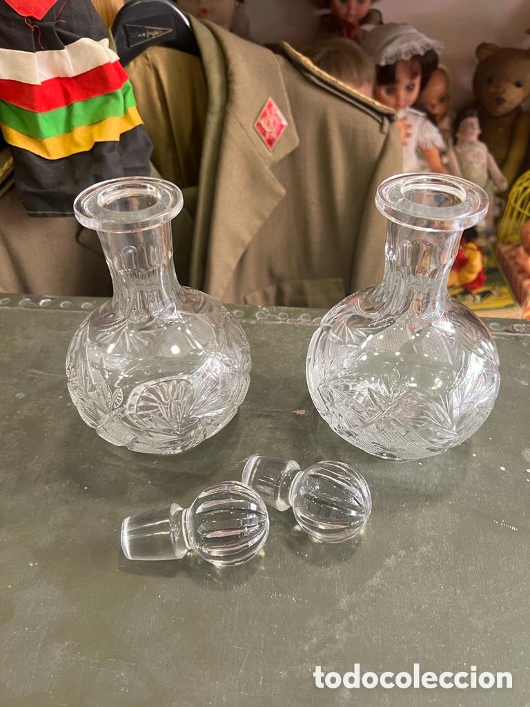 Botellas antiguas: Lote de 2 licoreras cristal checo - Foto 6