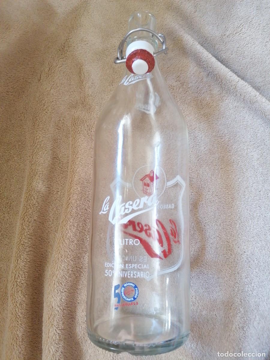 Botellas antiguas: BOTELLA CASERA 50 ANIVERSARIO - Foto 3