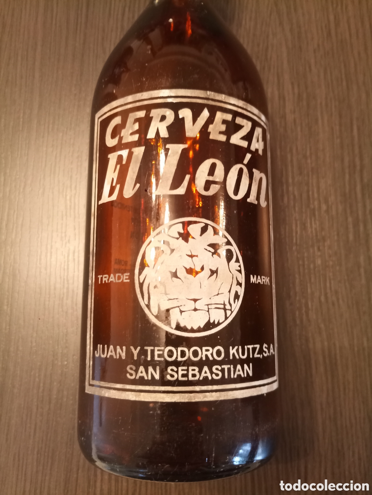 Botellas antiguas: Antigua Botella Cerveza EL LEON - Foto 2