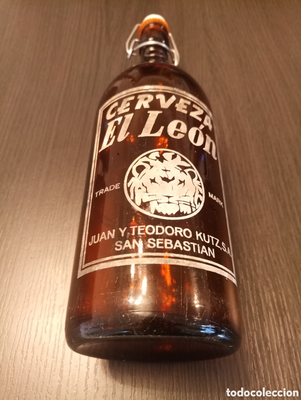 Botellas antiguas: Antigua Botella Cerveza EL LEON - Foto 4