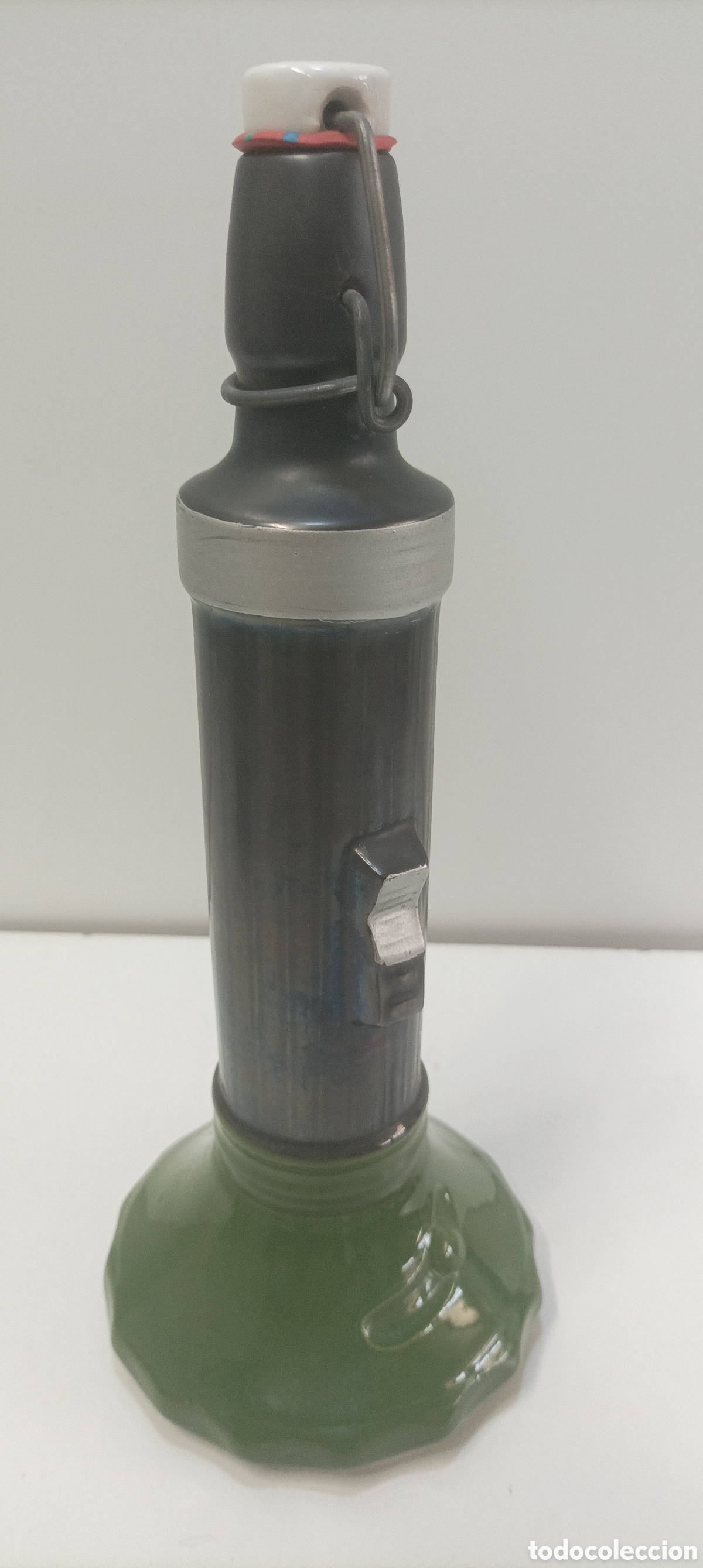 Botellas antiguas: BOTELLA DE CER&Aacute;MICA DECORATIVA FORMA DE LINTERNA - Foto 2