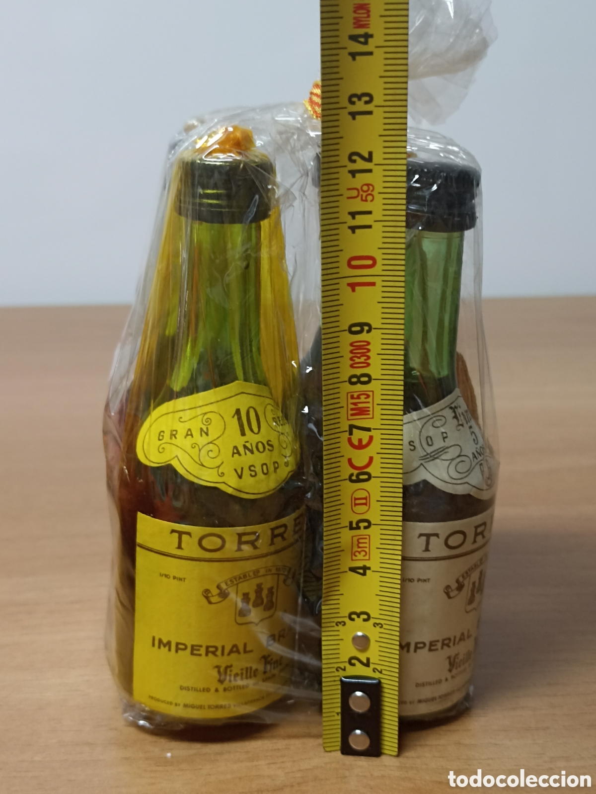 Botellas antiguas: MINIATURAS BRANDY TORRES - Foto 4