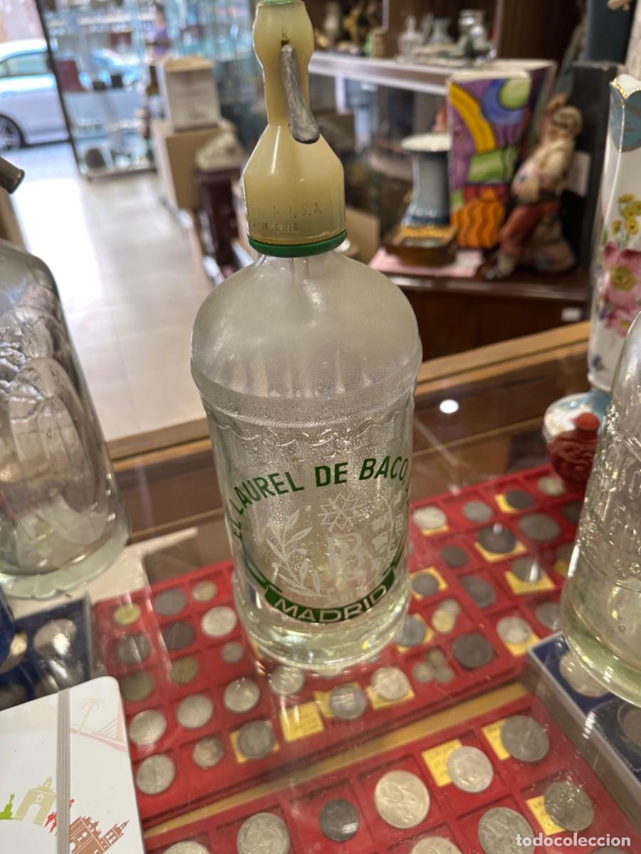 Botellas antiguas: Sif&oacute;n antiguo el laurel de Baco, Madrid - Foto 1