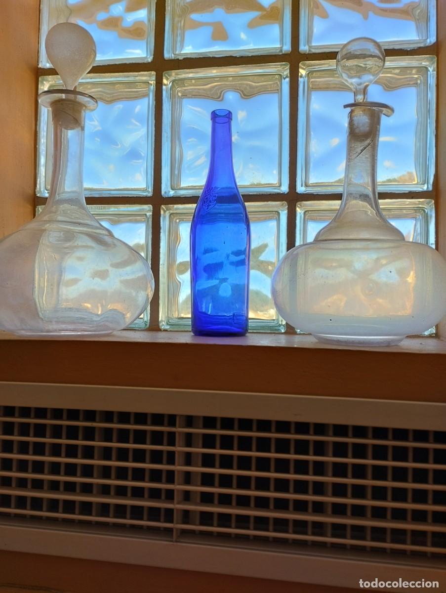 Botellas antiguas: Redomas antiguas y botella. - Foto 1