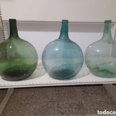 Botellas antiguas: 3 ANTIGUA BOTELLAS GARRAFAS DAMAJUANAS PARA VINO LAMPARA VIRESA VILELLA CRISTAL VIDRIO SOPLADO