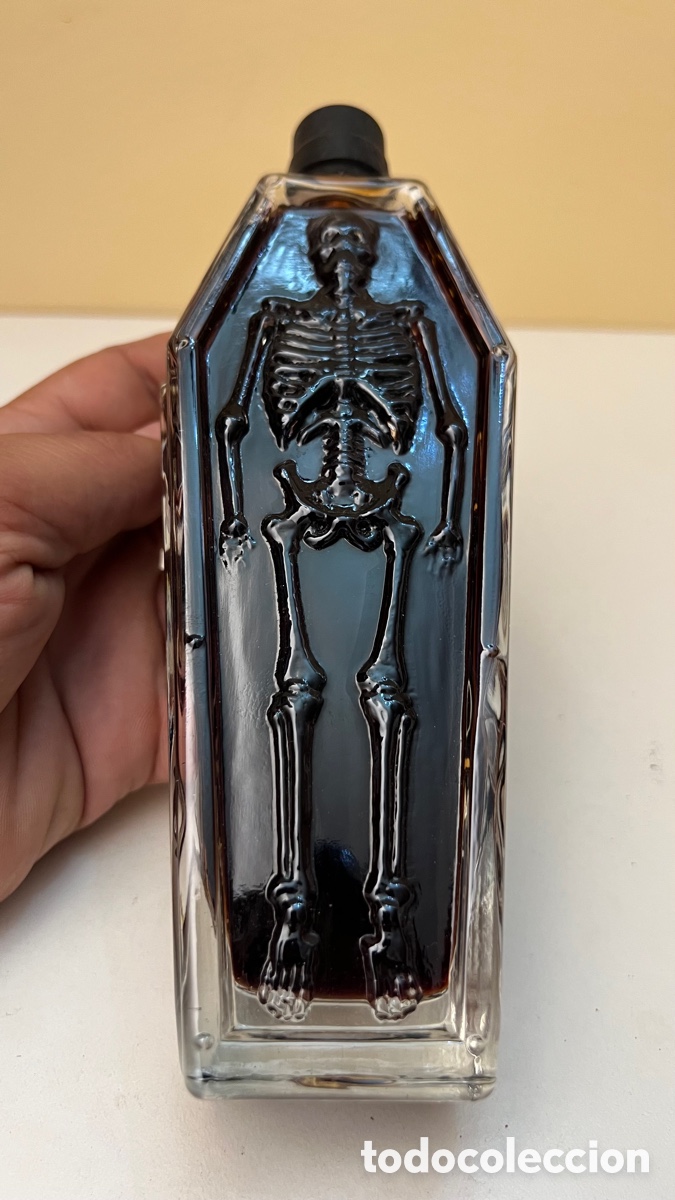 Botellas antiguas: LOTE DE 2 BOTELLAS DE LICOR SIN ABRIR - Foto 2