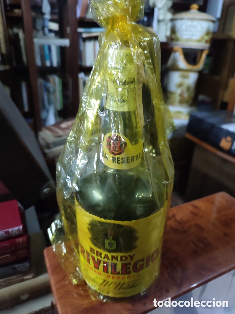 Botellas antiguas: Brandy Privilegio Bebida - Foto 1