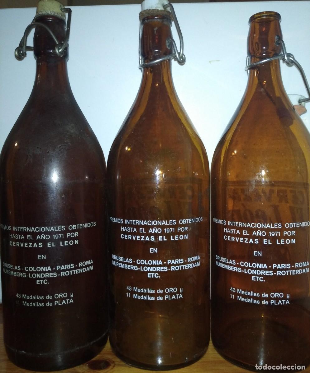 Botellas antiguas: Botellas de cerveza El Le&oacute;n litro - Foto 2