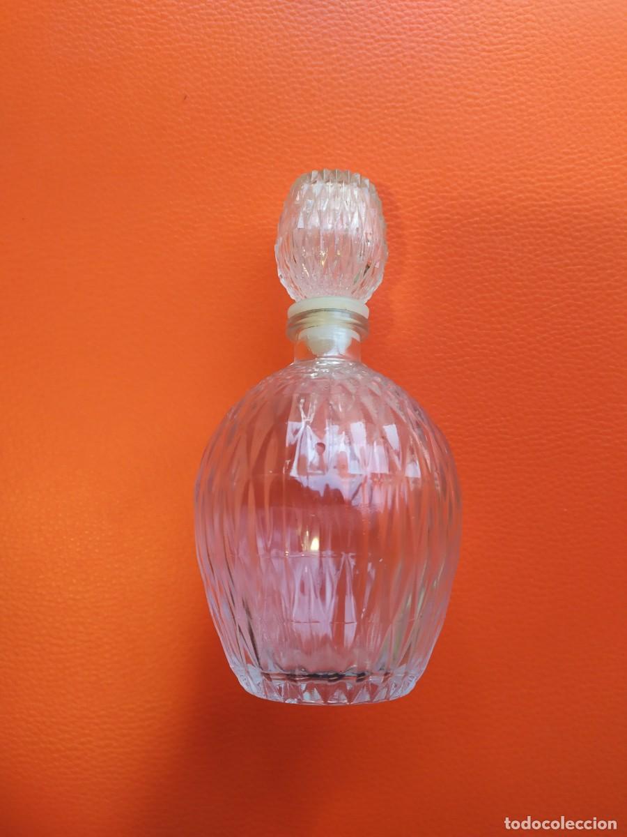 Botellas antiguas: ANTIGUO FRASCO DE COLONIA. - Foto 2