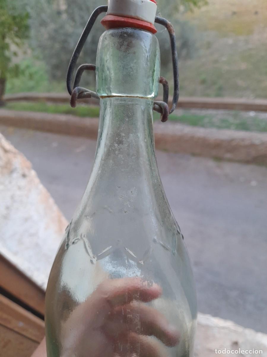 Botellas antiguas: Botella de gaseosa Castilla - Foto 3