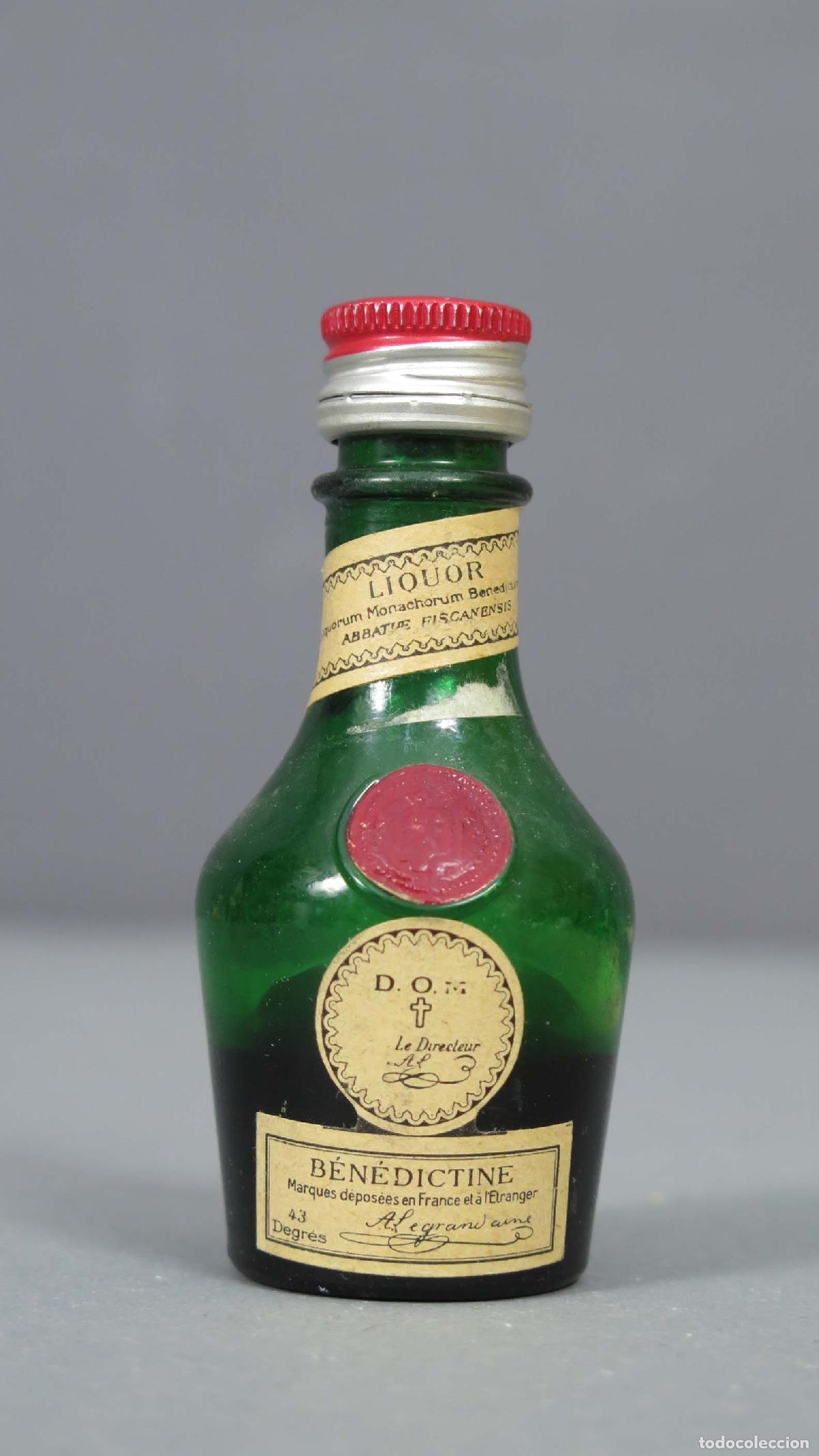 Botellas antiguas: BOTELLIN. DOM BENEDICTINE - Foto 1