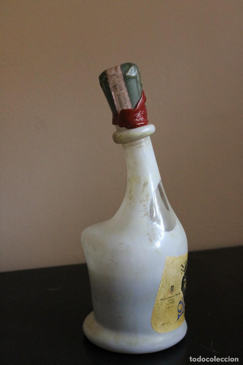 Botellas antiguas: BOTELLA BRANDY OSBORNE DISE&Ntilde;O DALI - Foto 2
