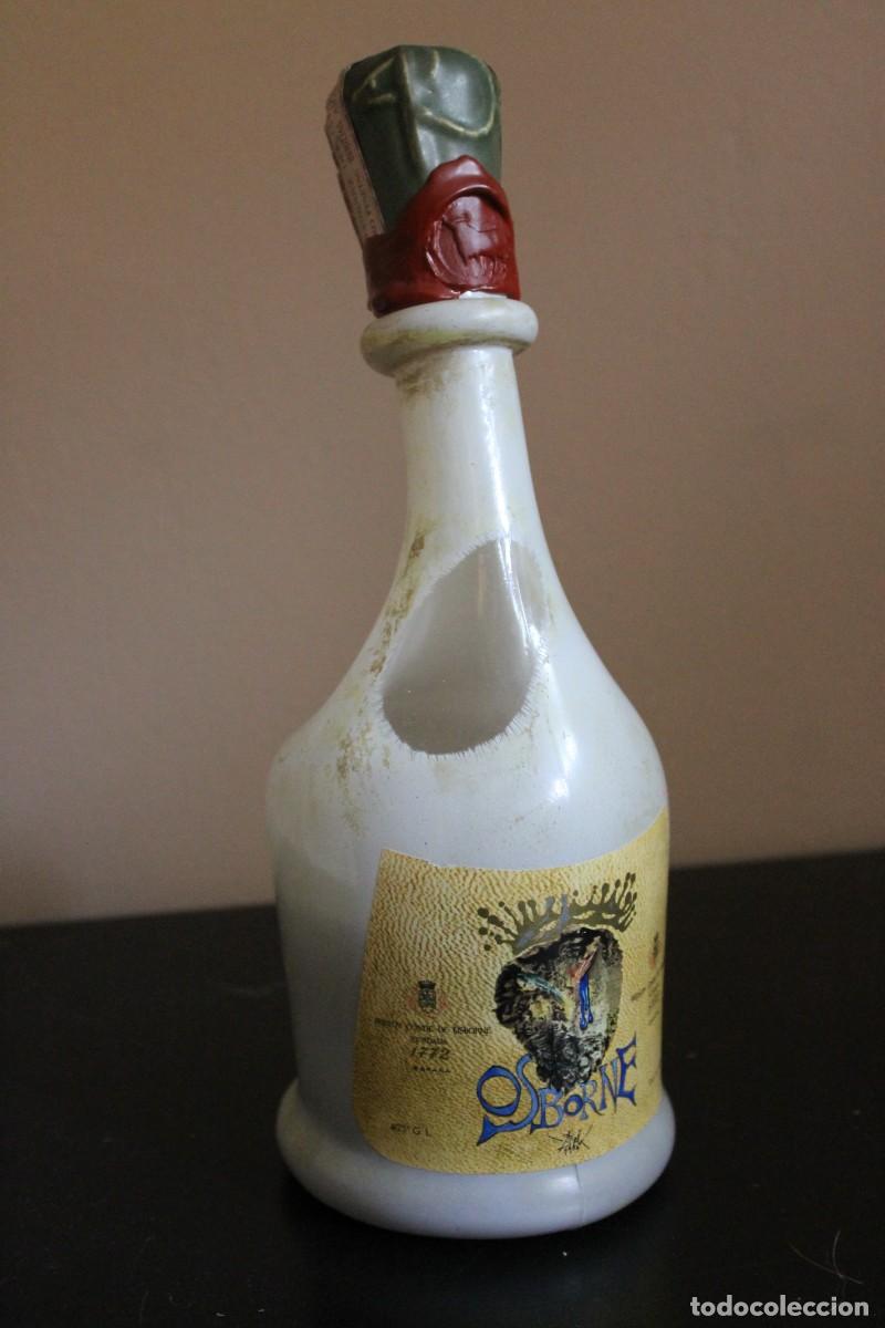 Botellas antiguas: BOTELLA BRANDY OSBORNE DISE&Ntilde;O DALI - Foto 4