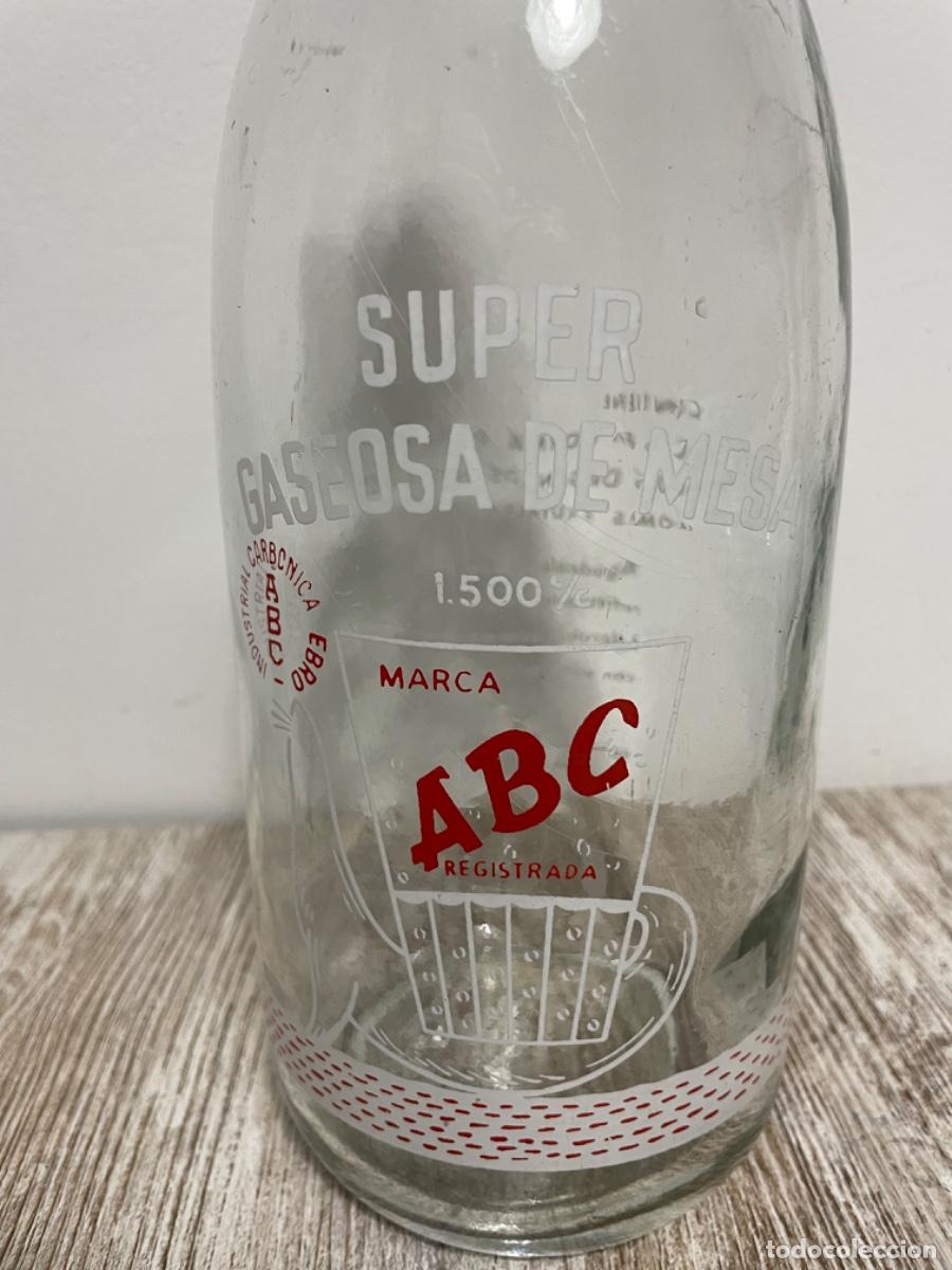 Botellas antiguas: BOTELLA GASEOSA GRANDE ABC - Foto 2