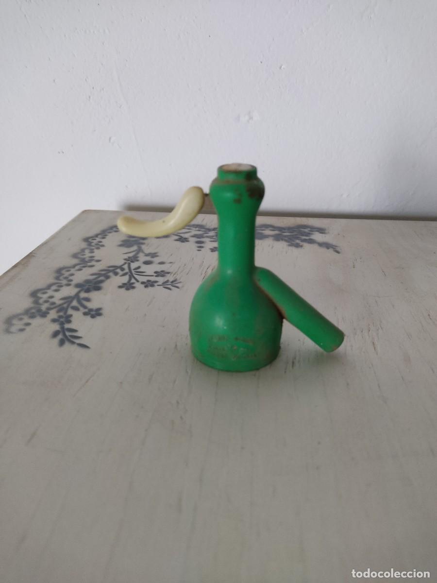 Botellas antiguas: GRIFO SIFON PLASTICO - Foto 2