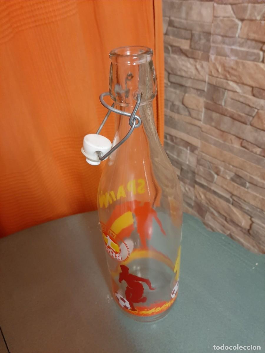 Botellas antiguas: BOTELLA ESPA&Ntilde;A CERVE - Foto 3