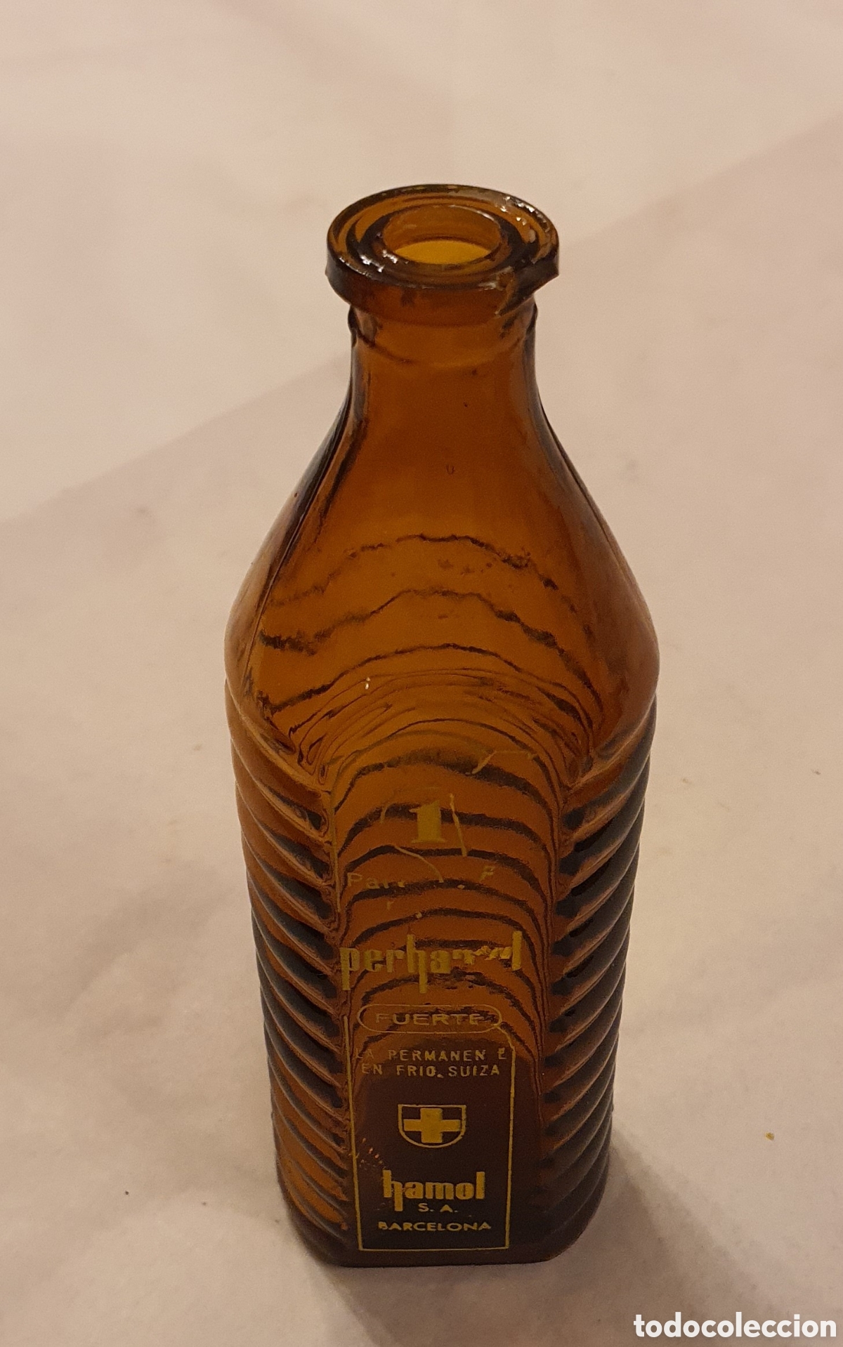 Botellas antiguas: Antigua botella permanente - Foto 1
