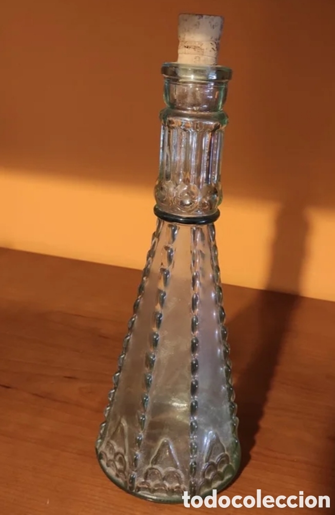 Botellas antiguas: Botella vidrio Morey - Foto 1