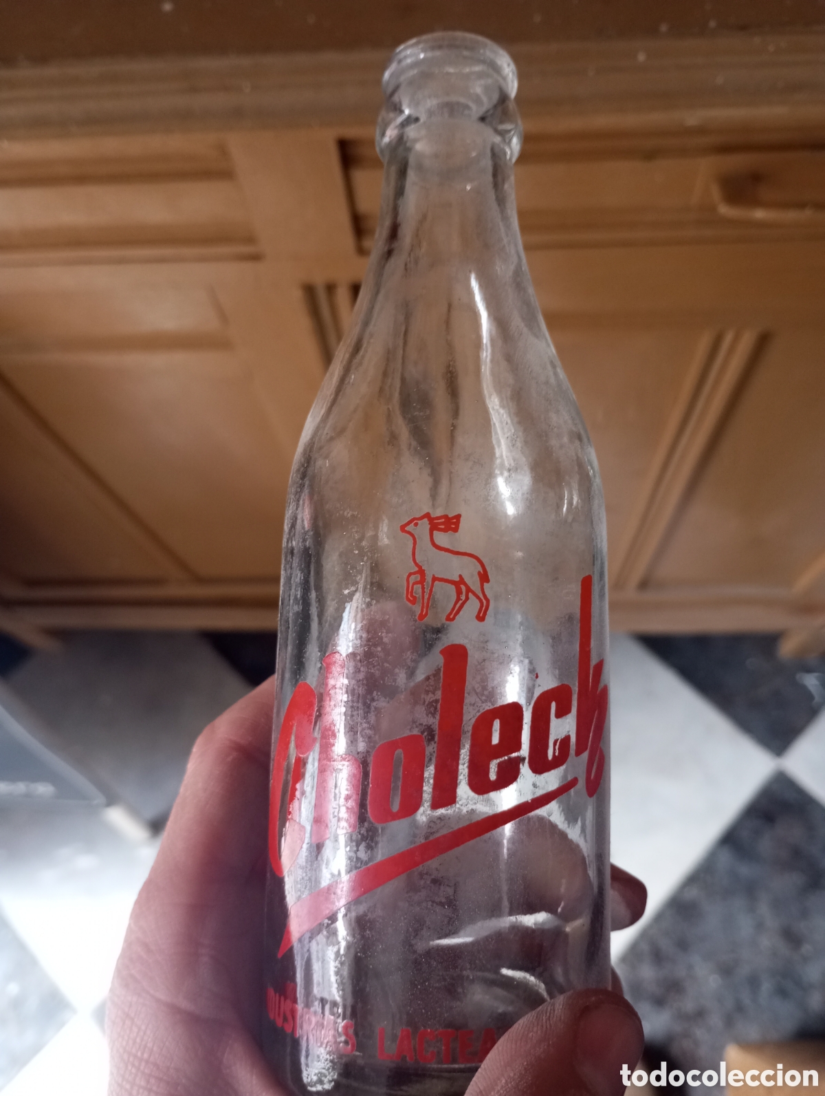 Botellas antiguas: Botella batidos Choleck con grabado en parte trasera - Foto 3