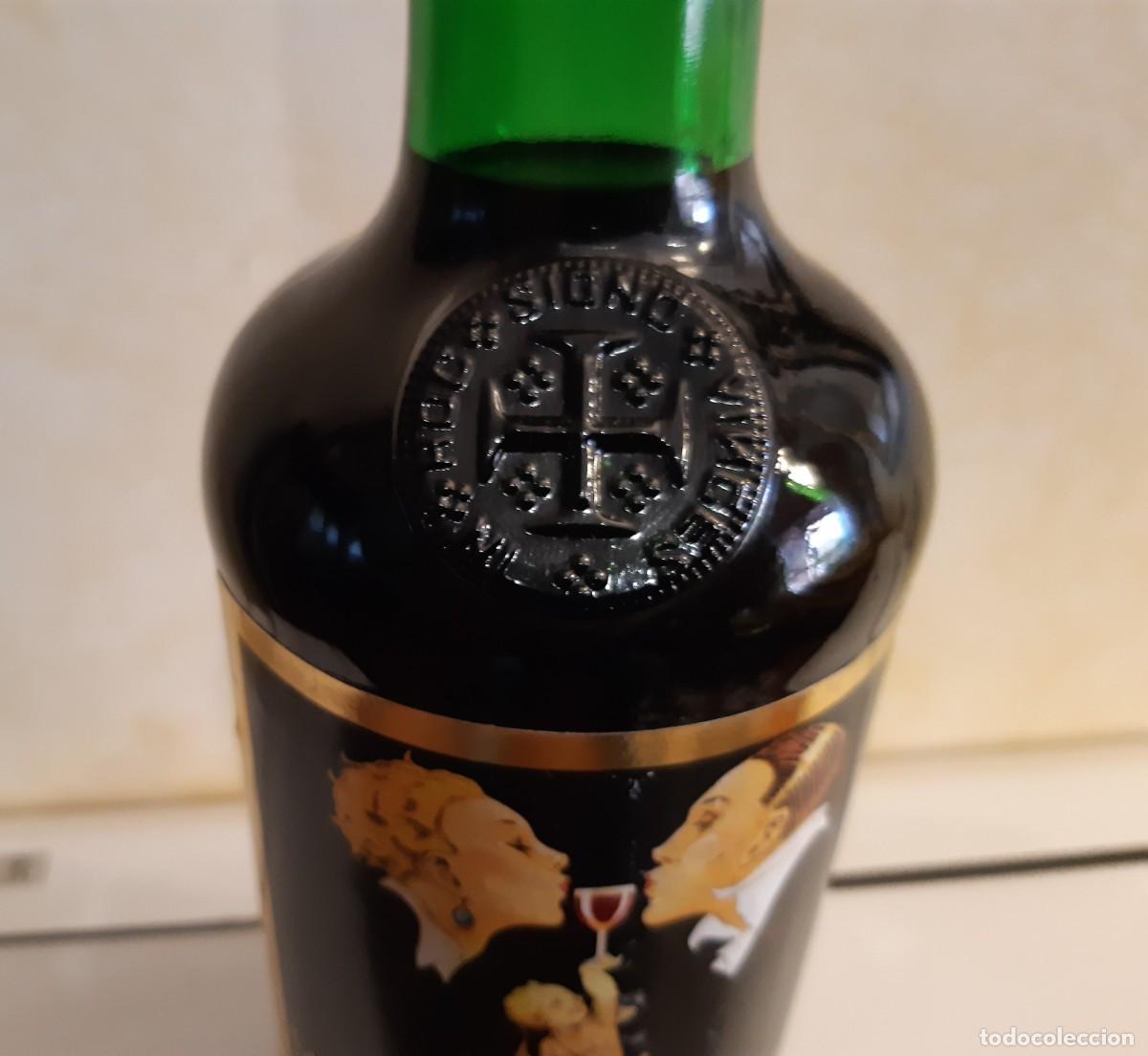 Botellas antiguas: Botella de Oporto Ramos Pinto - Foto 4