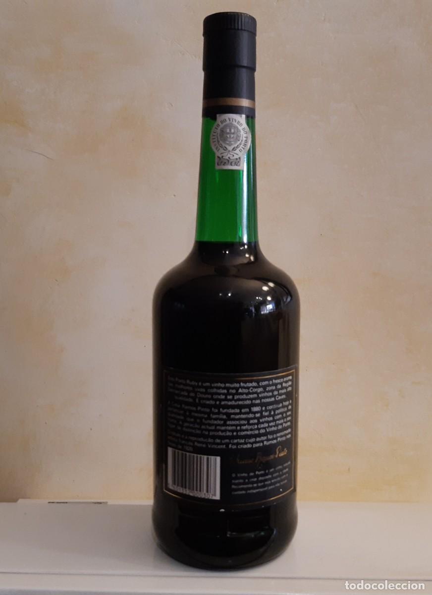 Botellas antiguas: Botella de Oporto Ramos Pinto - Foto 7
