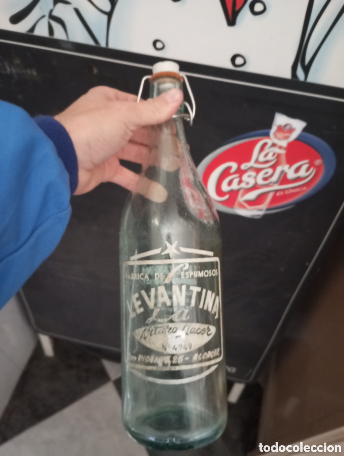 Botellas antiguas: Botella gaseosa La levantina - Foto 1