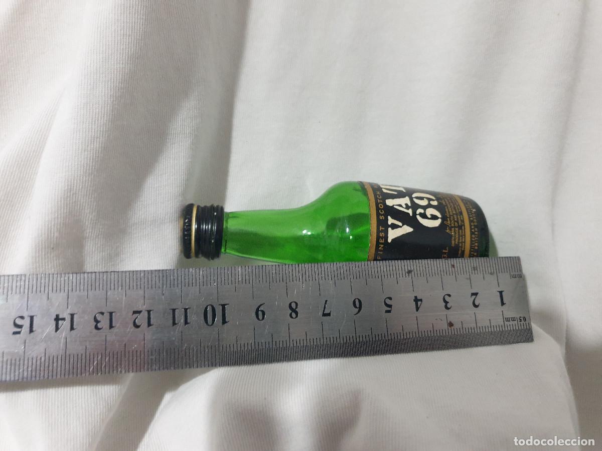 Botellas antiguas: BOTELLA COLECCI&Oacute;N Whisky VAT 69 - Foto 4