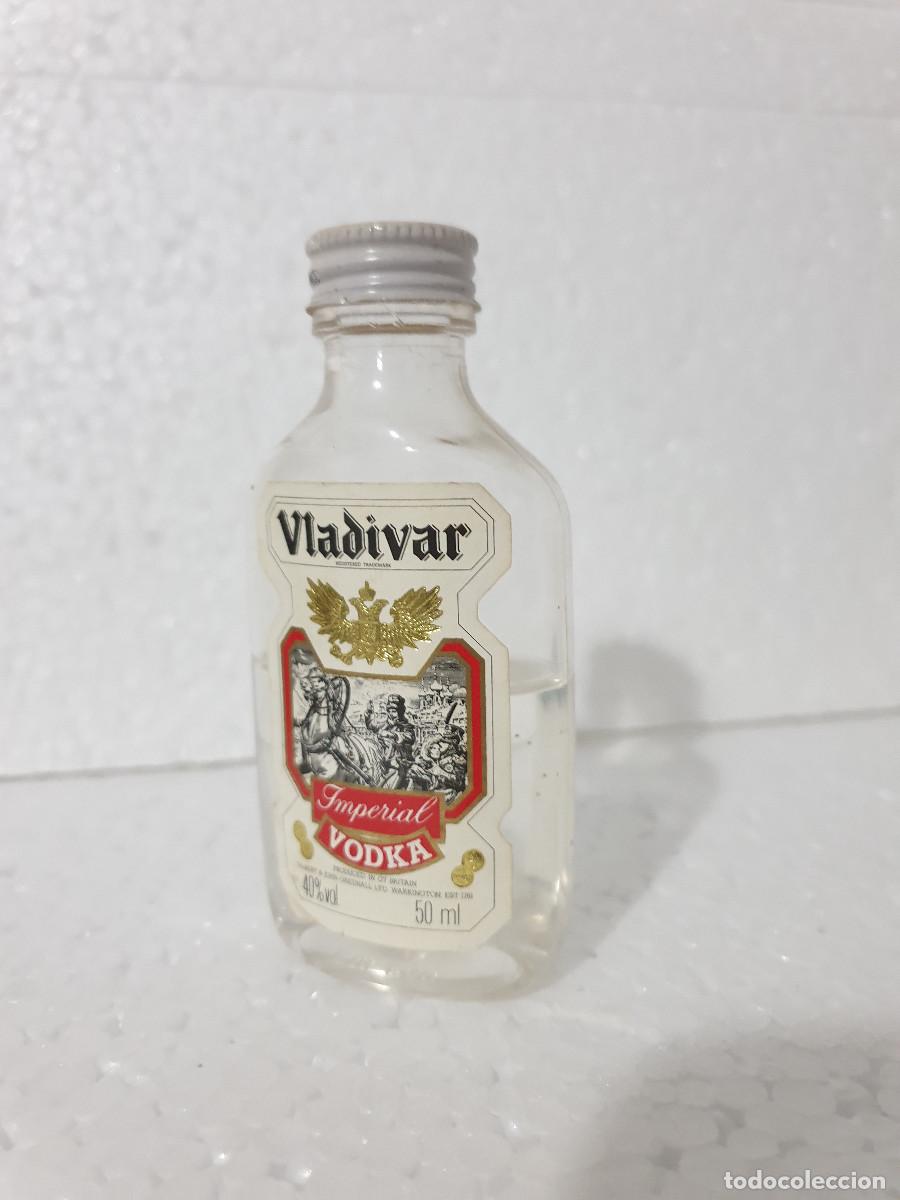 Botellas antiguas: BOTELLA COLECCI&Oacute;N VODKA VLADIVAR - Foto 1