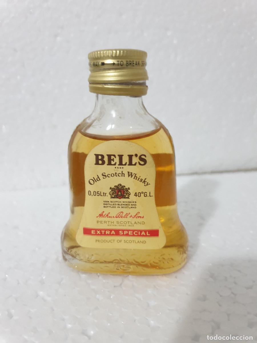 Botellas antiguas: BOTELLA COLECCI&Oacute;N WHISKY BELLS - Foto 1