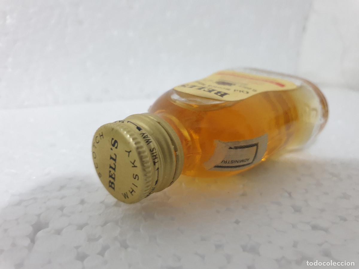 Botellas antiguas: BOTELLA COLECCI&Oacute;N WHISKY BELLS - Foto 3