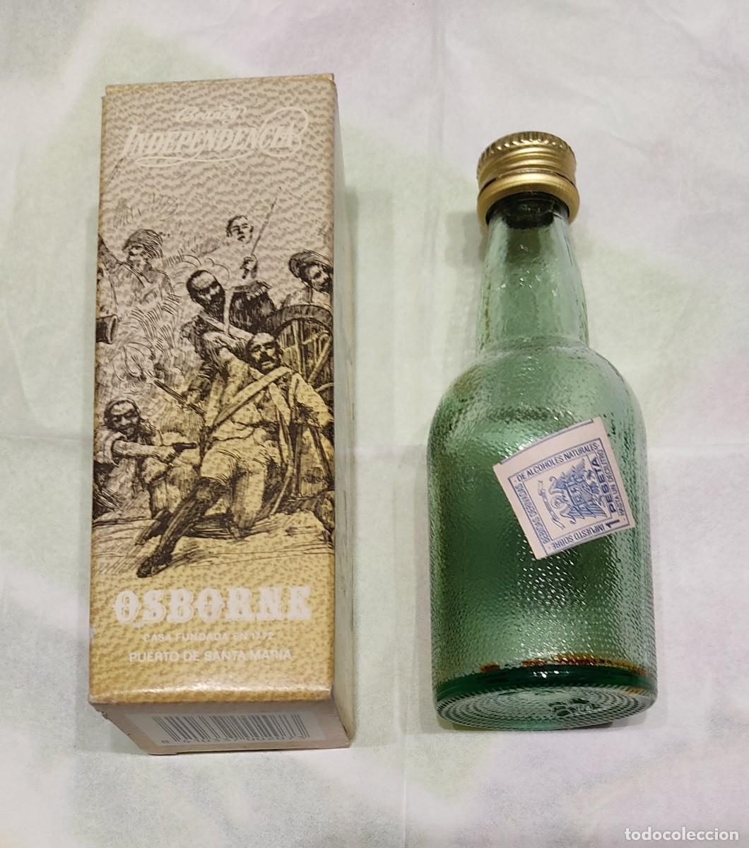 Botellas antiguas: BOTELLITA DE BRANDY INDEPENDENCIA - Foto 2