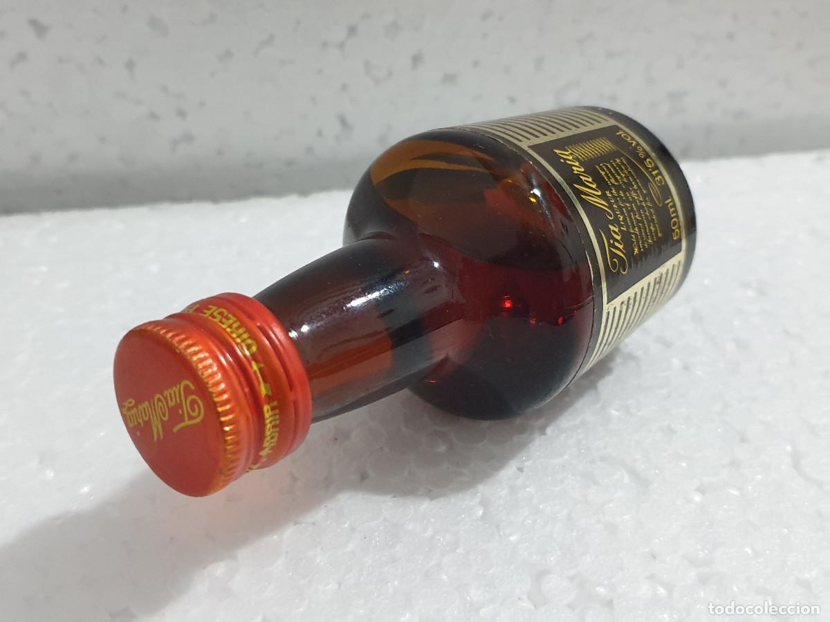 Botellas antiguas: BOTELLA COLECCI&Oacute;N TIA MARIA - Foto 3