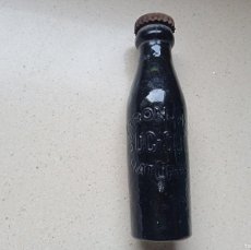 Botellas antiguas: ANTIGUA BOTELLA (SIN ABRIR) TARONJADA SUC- SOL NATURAL , M. GUITART Y C.A R. BATLLE- 7 -BARCELONA