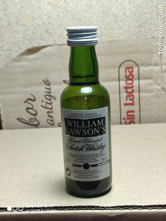 Botellas antiguas: WHISKY WILLIAM LAWSONS - Foto 1
