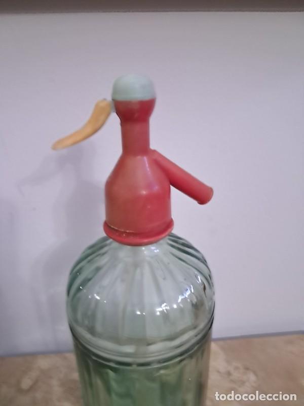 Botellas antiguas: SIF&Oacute;N BOTELLA CRISTAL CON RELIEVE SIN MARCA - Foto 3