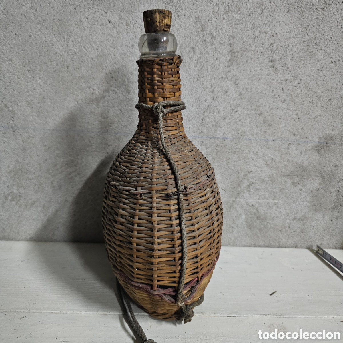 Botellas antiguas: ANTIGUA BOTELLA DE CRISTAL Y MIMBRE - Foto 3