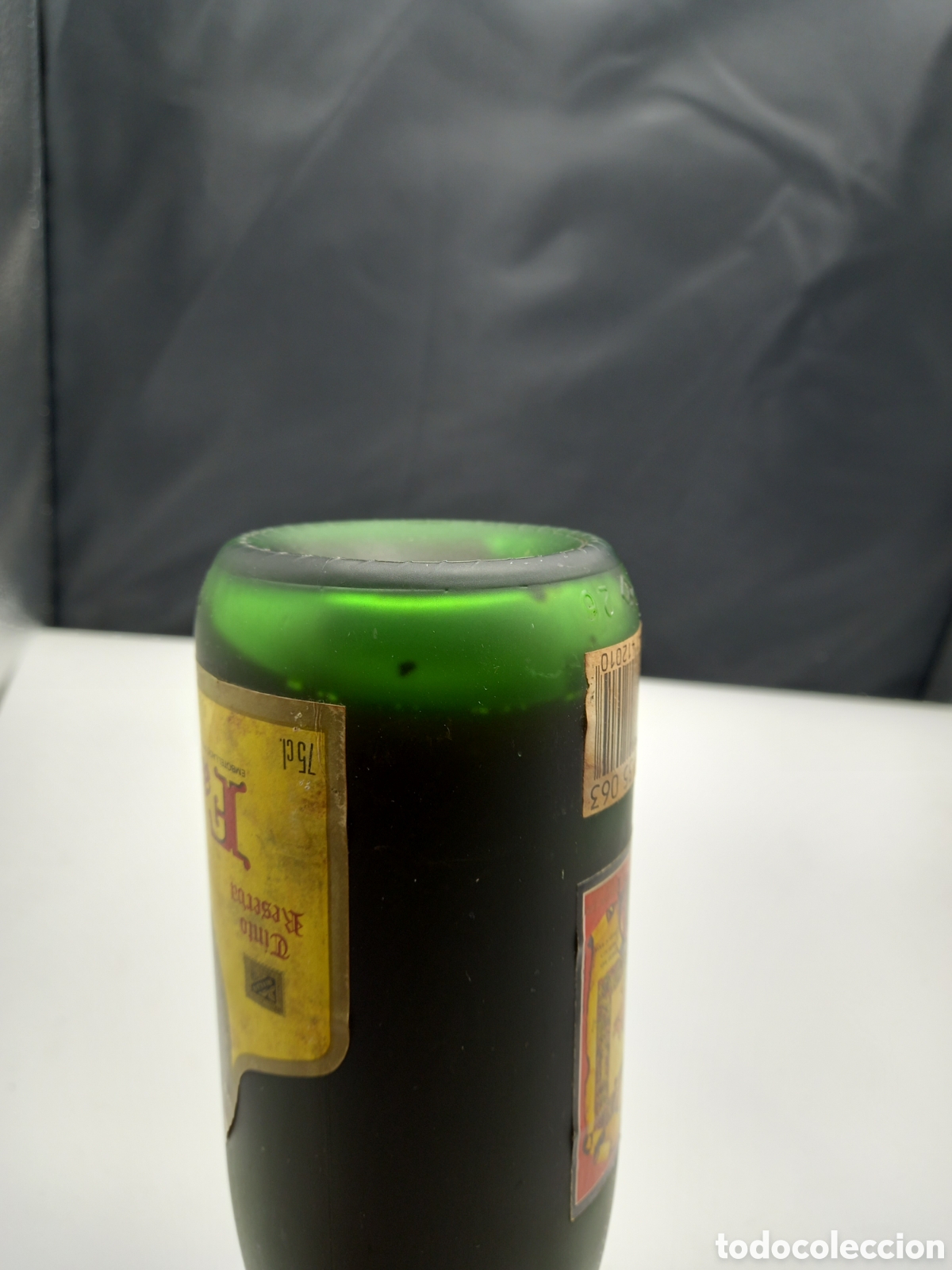 Botellas antiguas: Botella de Vino Faustino V 1982 - Foto 4