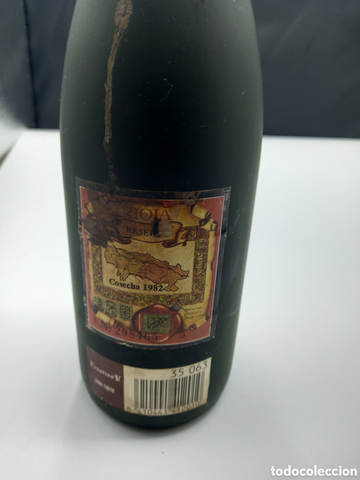 Botellas antiguas: Botella de Vino Faustino V 1982 - Foto 2