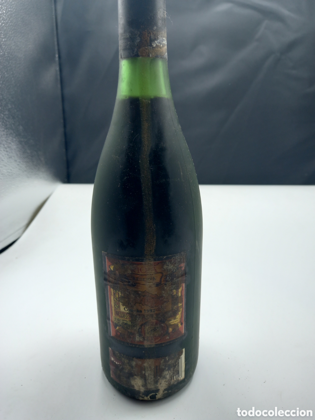Botellas antiguas: Botella de Vino Faustino V 1982 - Foto 2