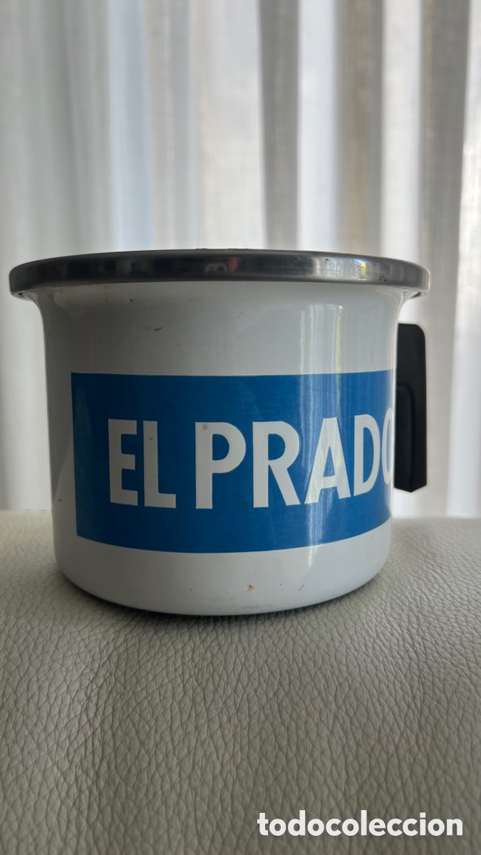 Botellas antiguas: ANTIGUO CAZO PARA LECHE DE LA MARCA EL PRADO - Foto 2